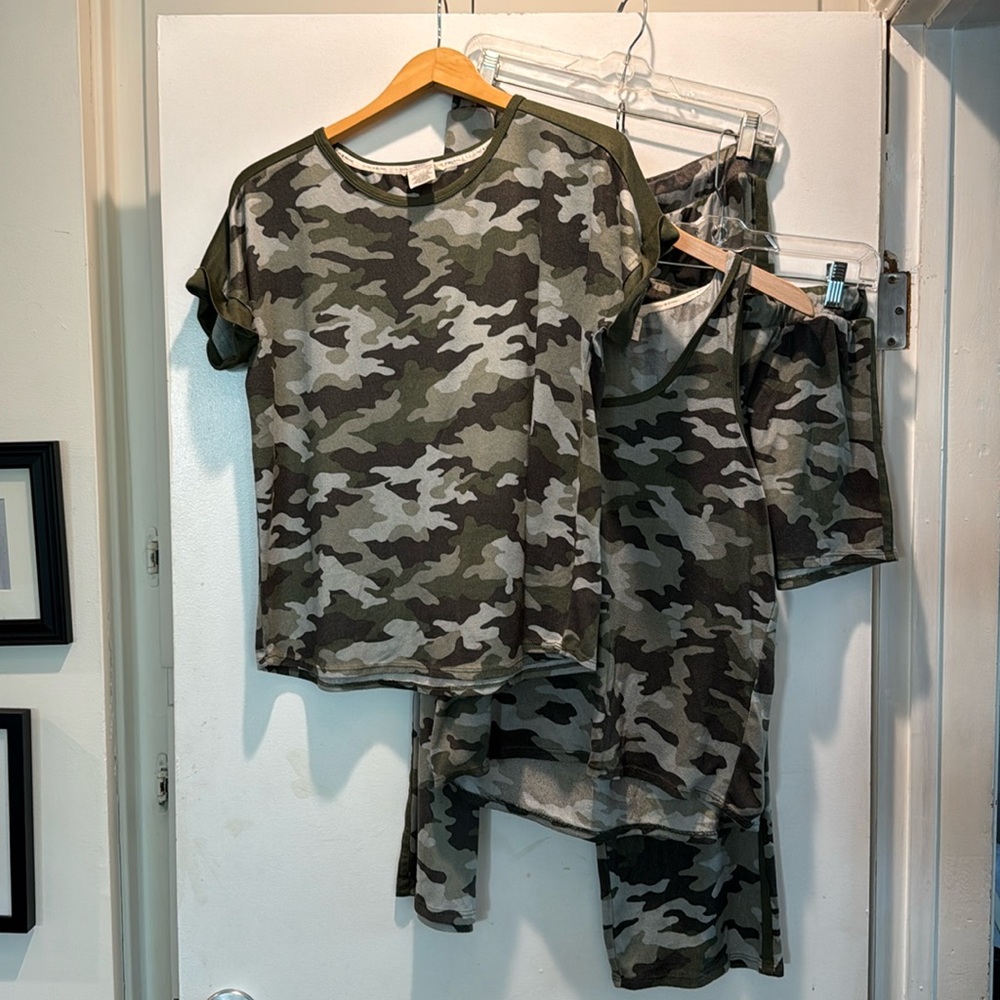 Lucky Brand 4 Piece Pajama Set